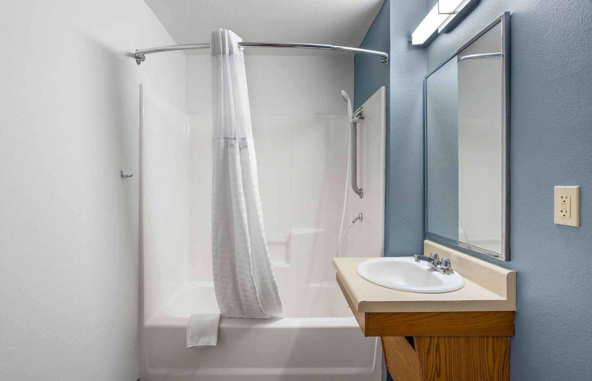 Extended Stay America Select Suites - Wichita - Airport Exterior foto