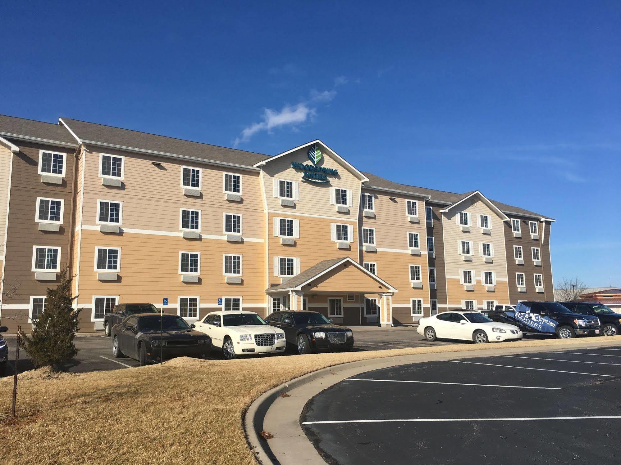 Extended Stay America Select Suites - Wichita - Airport Exterior foto